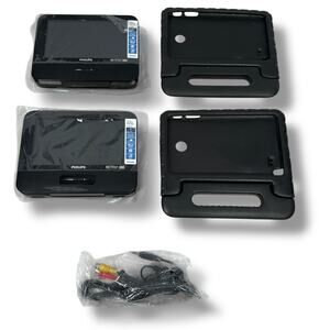 Philips PD7016 Portable‎ DVD Player Lot of 2 Black 7" LCD with Accessories New